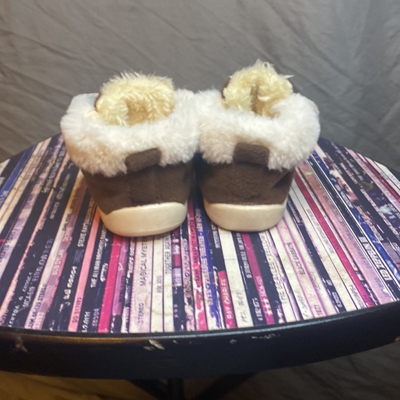 Warm baby moccasins - Picture 4 of 5
